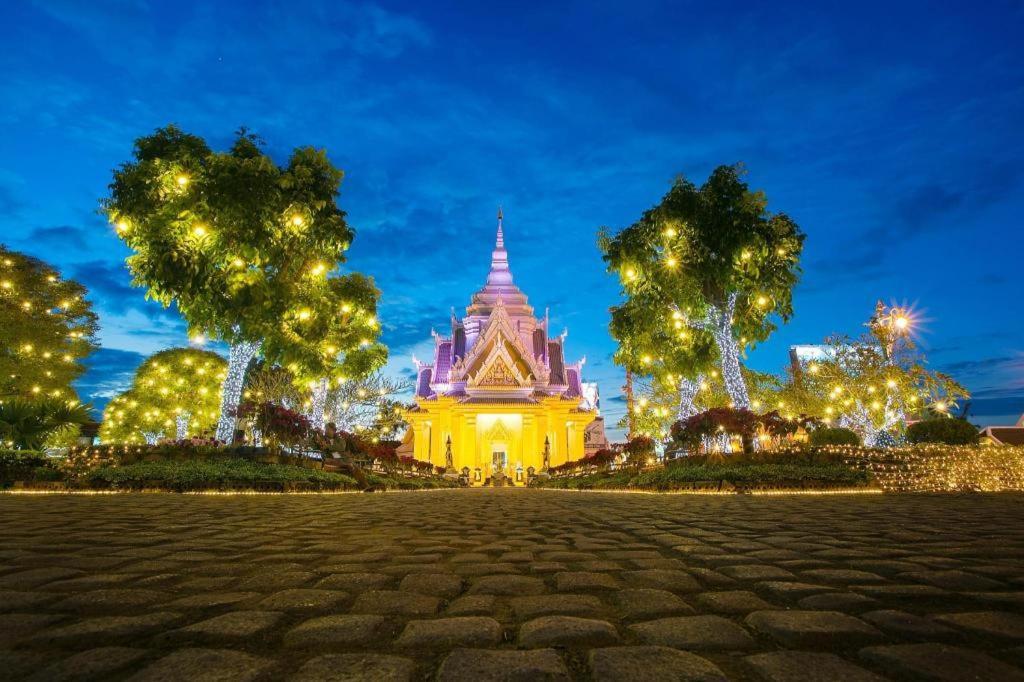 Qbix Hotel Khon Kaen Eksteriør bilde