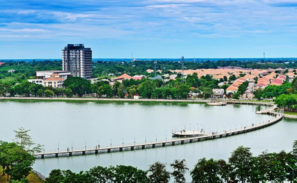 Qbix Hotel Khon Kaen Eksteriør bilde