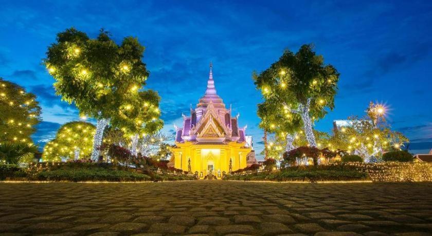 Qbix Hotel Khon Kaen Eksteriør bilde